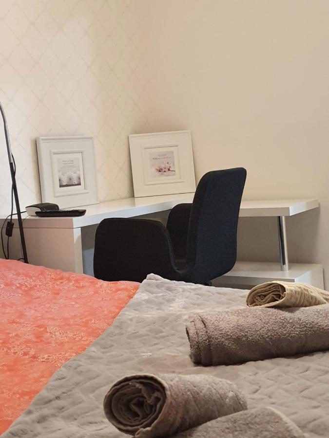 شقة Kaunis Valoisa 3 Krs Pikkukaksio Vantaa Koivukylae المظهر الخارجي الصورة