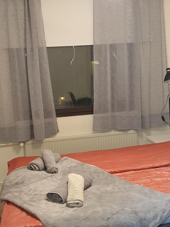 شقة Kaunis Valoisa 3 Krs Pikkukaksio Vantaa Koivukylae المظهر الخارجي الصورة